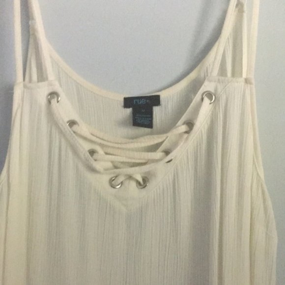 White String Tie Dye Tank Top | Rue21+ Size: 1X - Picture 3 of 7